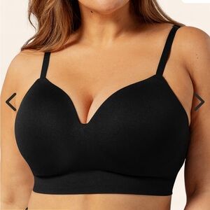 True kind supportive comfort wireless shaping bra size L black NWT